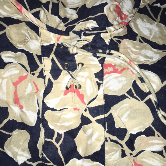 Lucky Brand Women’s Boho Fall Floral Lightweight Peasant Top Blouse Size XS - Picture 3 of 5